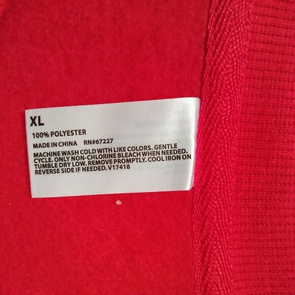 Red 'Tis the Season Sweatshirt Christmas Holidays NEW - Picture 3 of 5